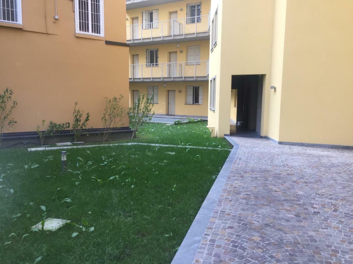 Laura'S Home - I Navigli Che Vorrei Milano Exterior foto